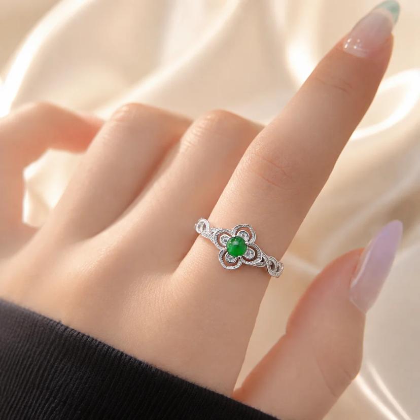 Emerald Clover Ring — Four Leaf Luck, Sterling Silver — rings with Emerald